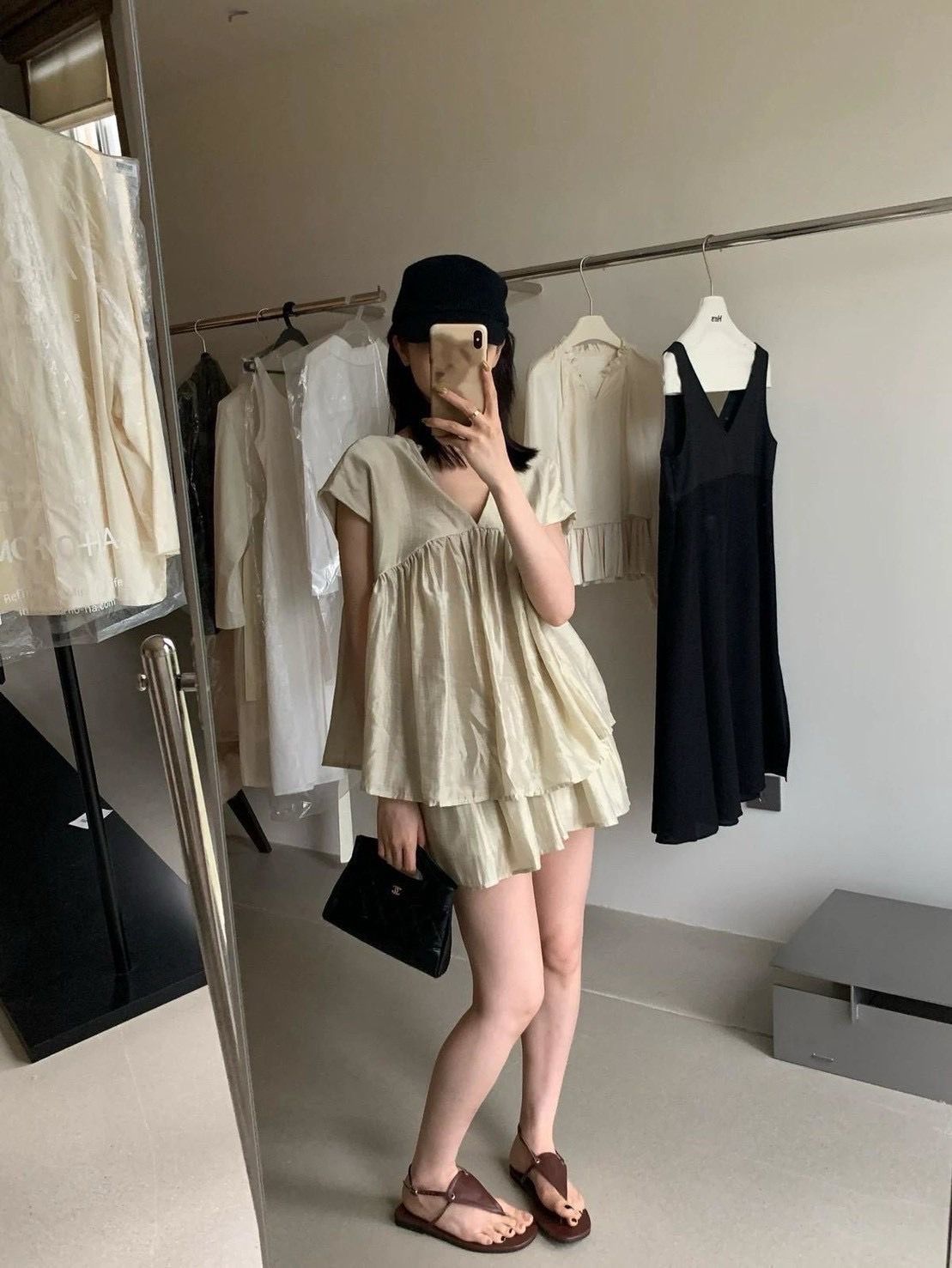 260710涼感細皺套裝V領上衣加鬆緊短褲