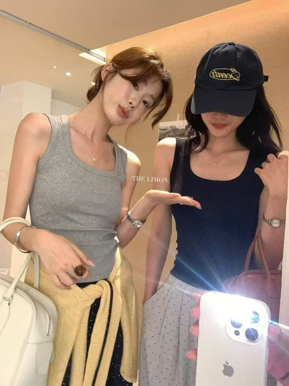 260802方領設計彈力面料背心