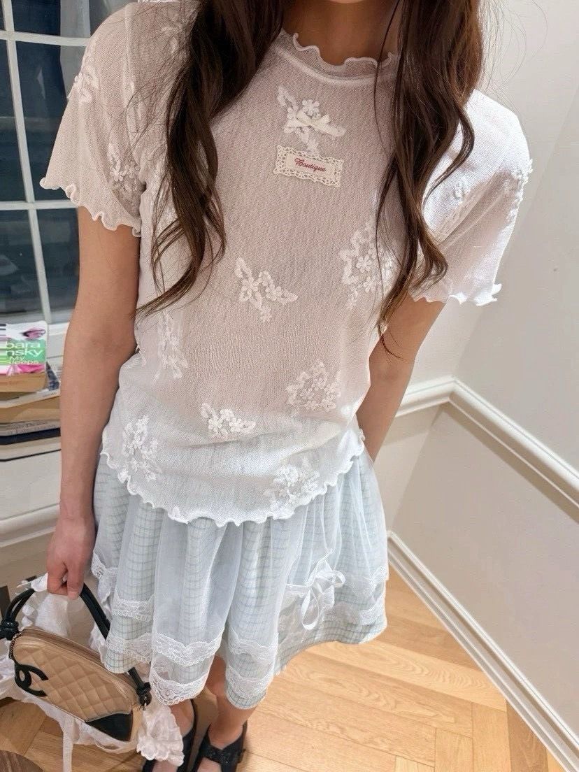 260806韓系立體花朵微透膚上衣甜美優雅必備款