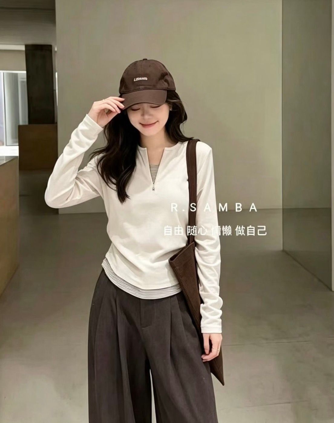 260821假兩件半拉鏈條紋上衣