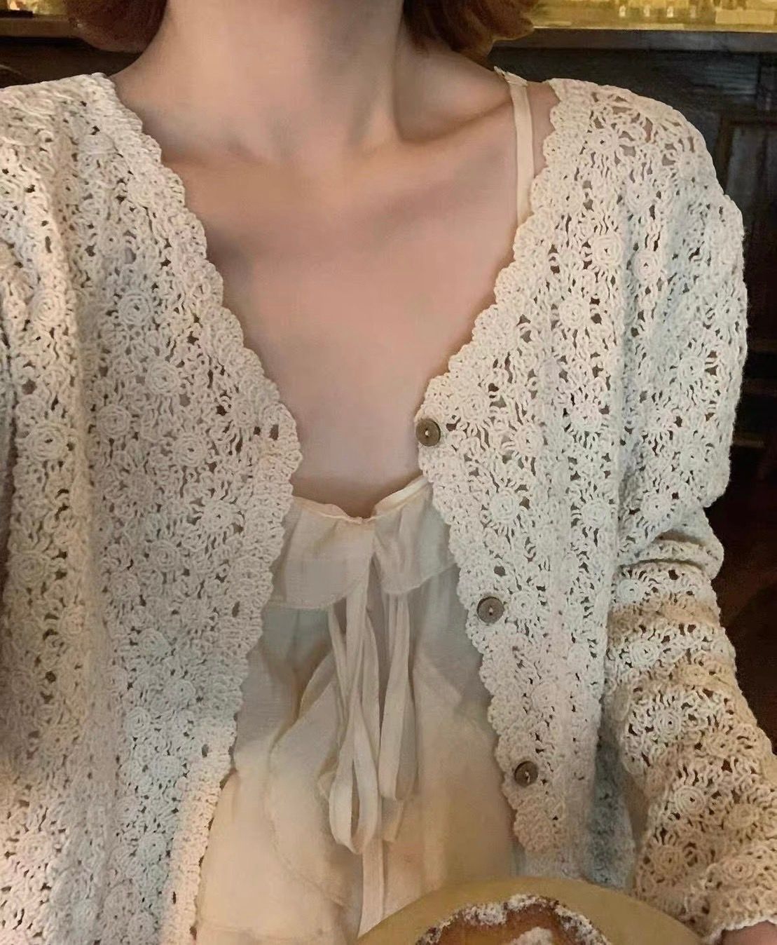 260830早秋森林系復古鏤空開衫