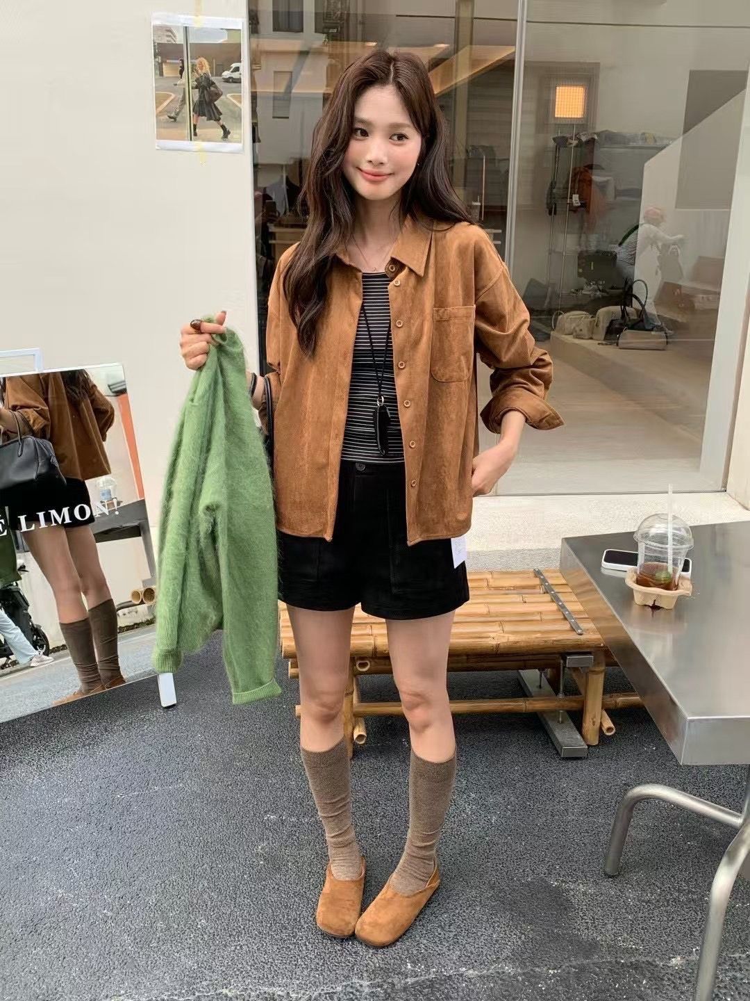 260909正版檸檬綠茶襯衣加背心加掛飾 （三件組合）