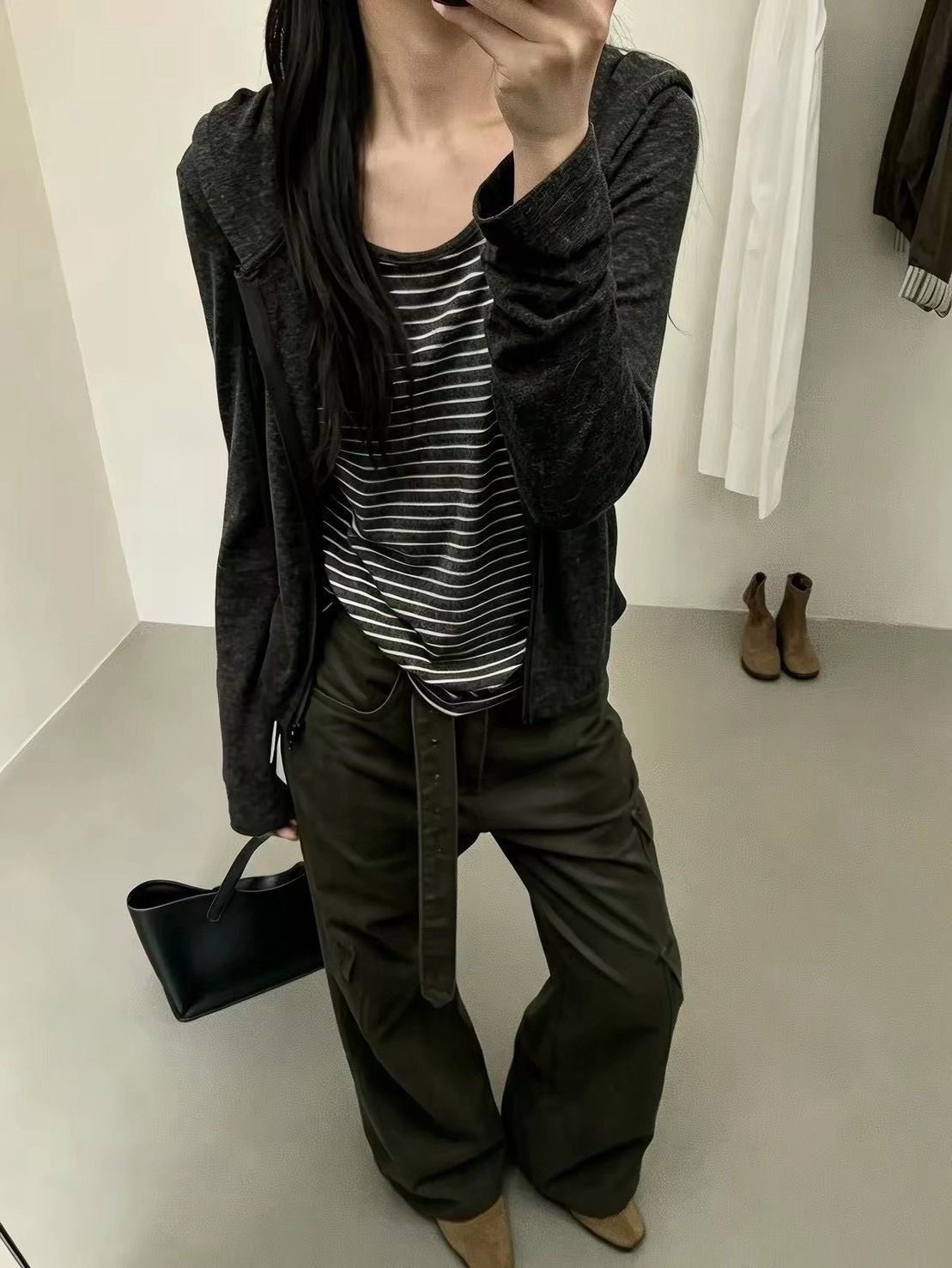 260911假兩件連帽拉鏈純色長袖上衣