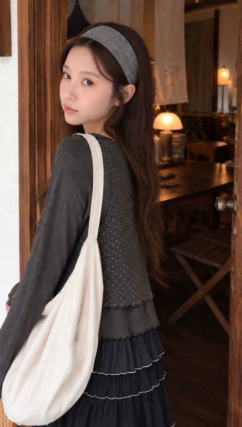260912韓系點點木耳邊真兩件上衣