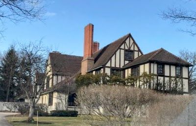 Winnetka+Tudor+Residence.jpeg