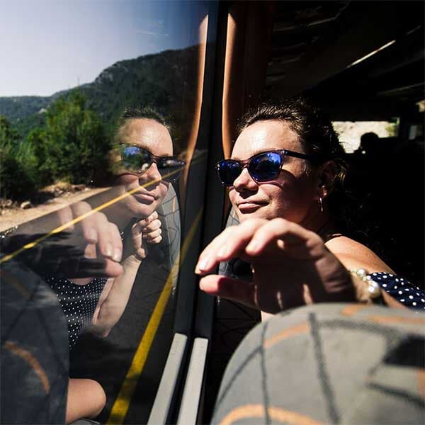 AYALA TOURS - cómodos autobuses