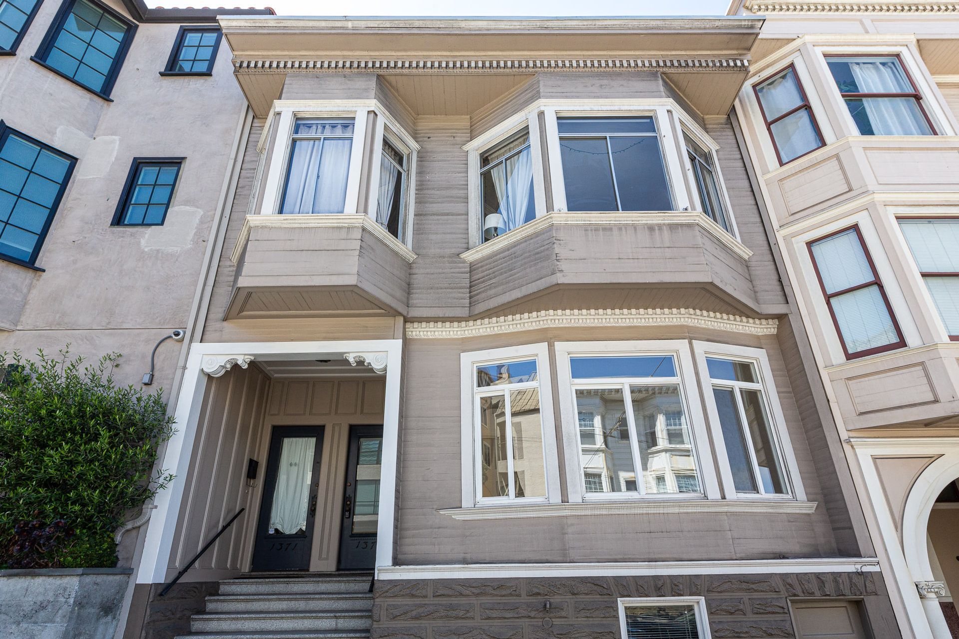 1371-1373 Union Street
