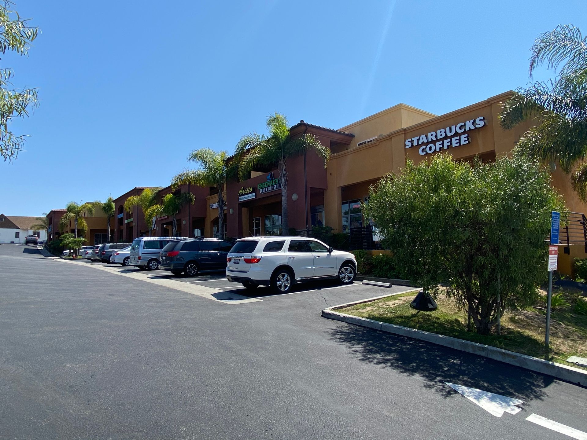 Grand Park Plaza LLC retail shopping center