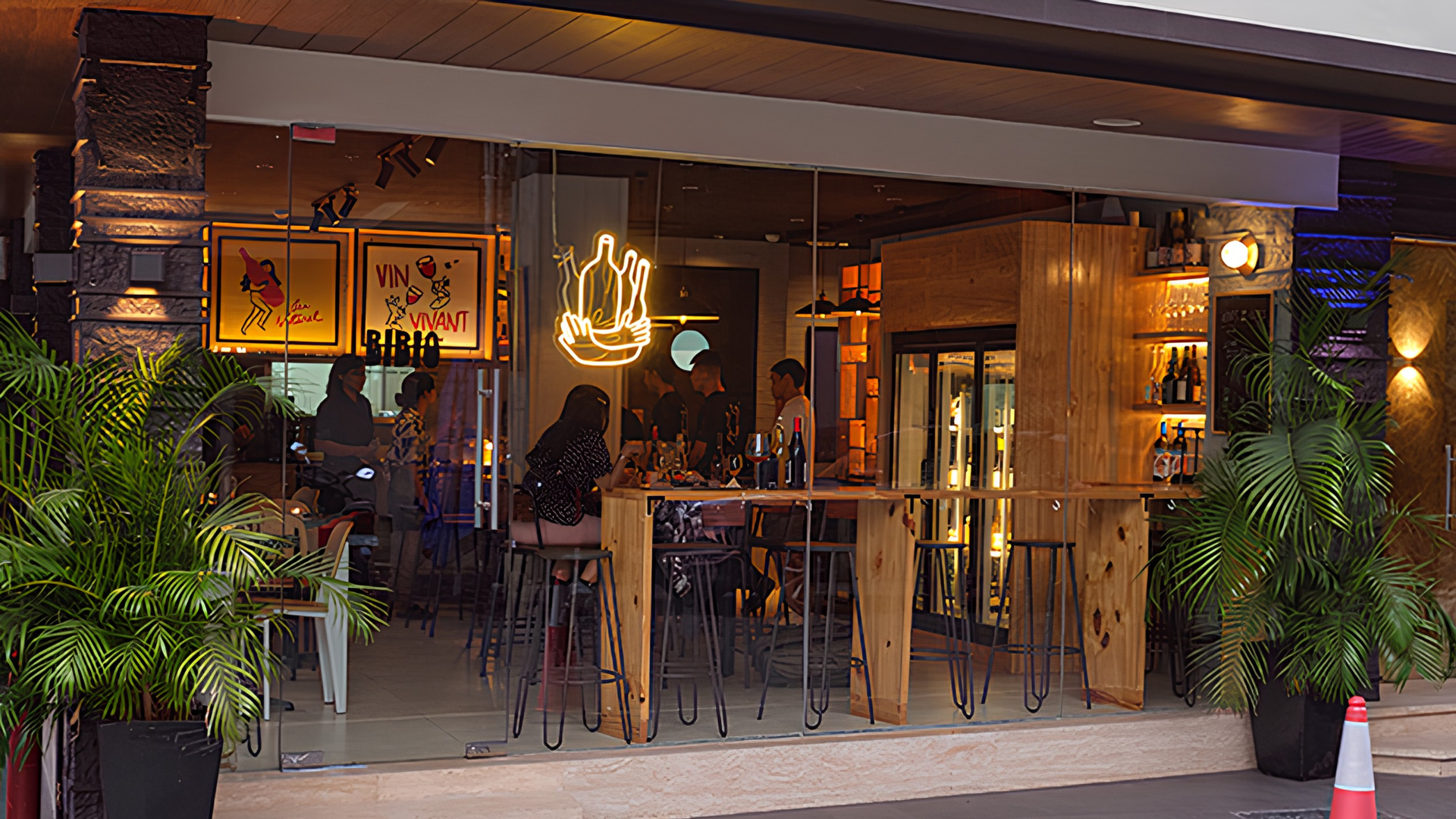 Bibio natural wine bar and bistro with fresh food in Poblacion Makati near The Belamy Hotel