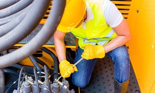 Heavy Equipment Maintenance — Spartanburg, SC — Carolina Hose & Hydraulics Inc Heavy Equipment Maintenance — Spartanburg, SC — Carolina Hose & Hydraulics Inc