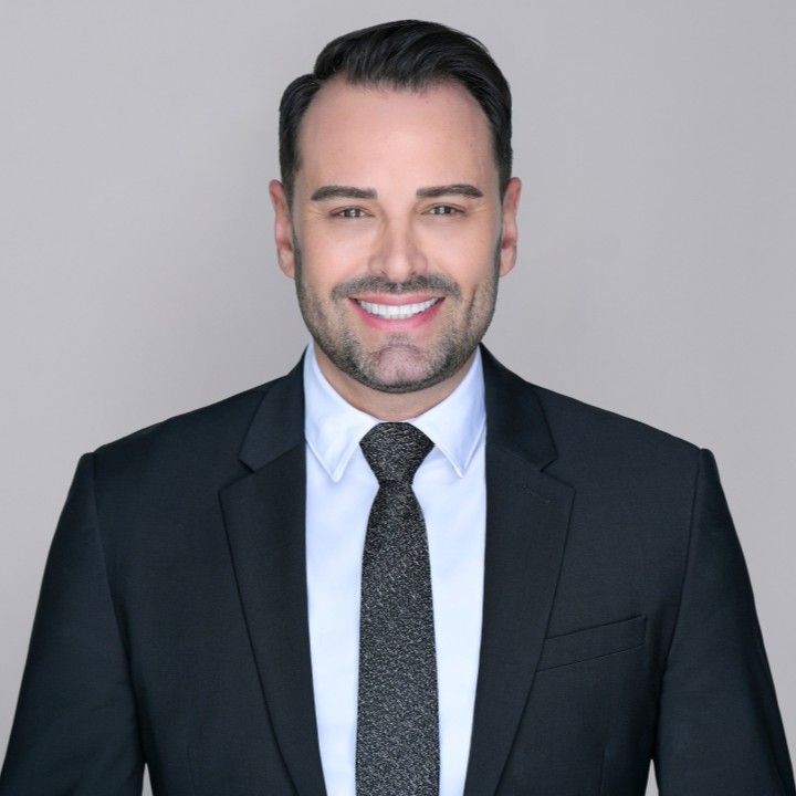 ARMANDO VIEIRA