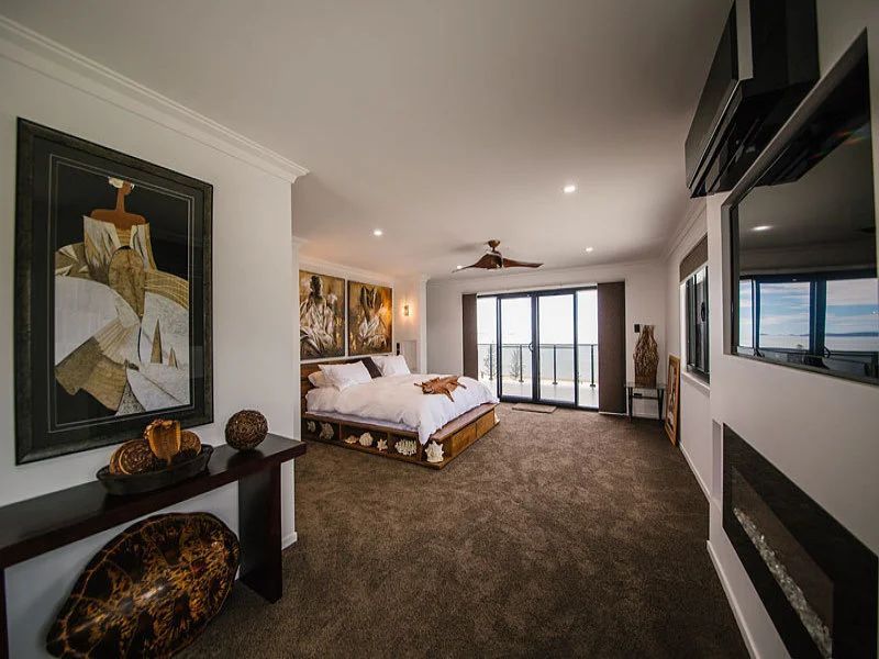 Modern Bedroom Interior — Engineering And Drafting Services In Yeppoon, QLD