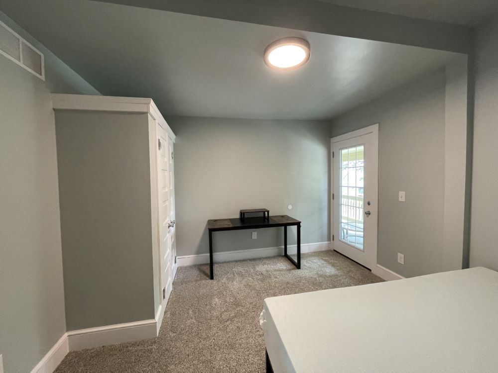 130 vine bedroom