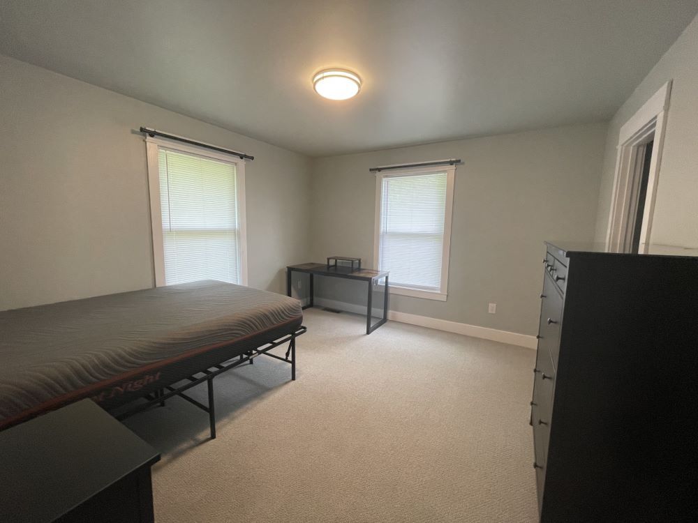 306 University bedroom 3
