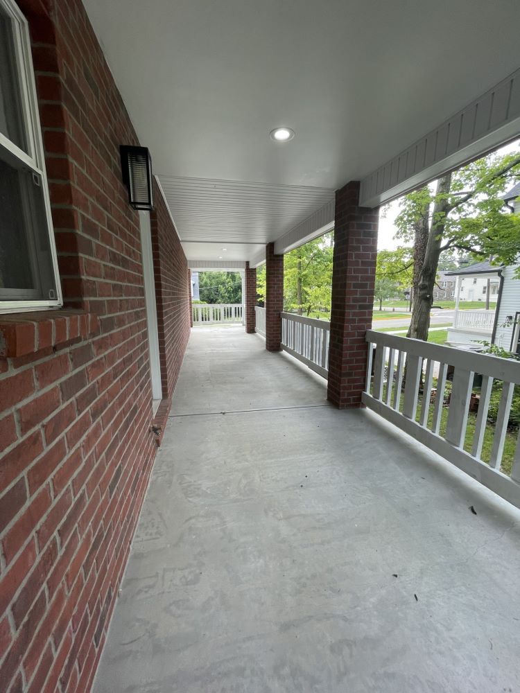 306 University front porch