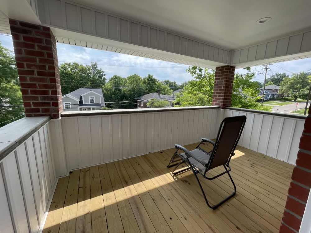 306 University top porch