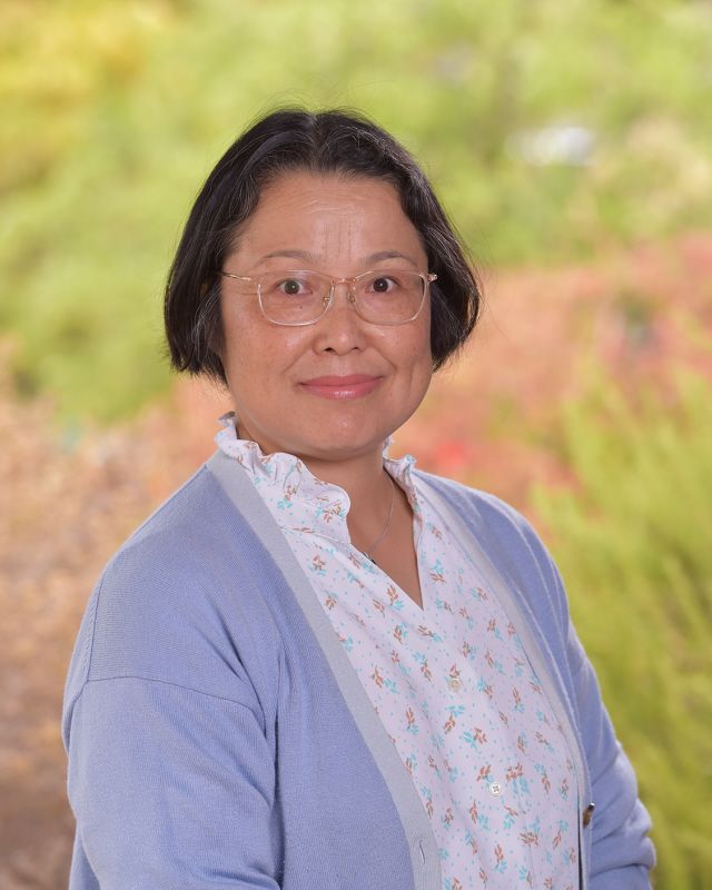 Yan Qu, Primary Guide
