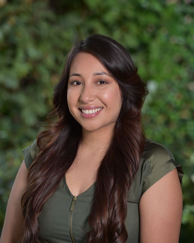 Cynthia Vazquez, Primary Guide