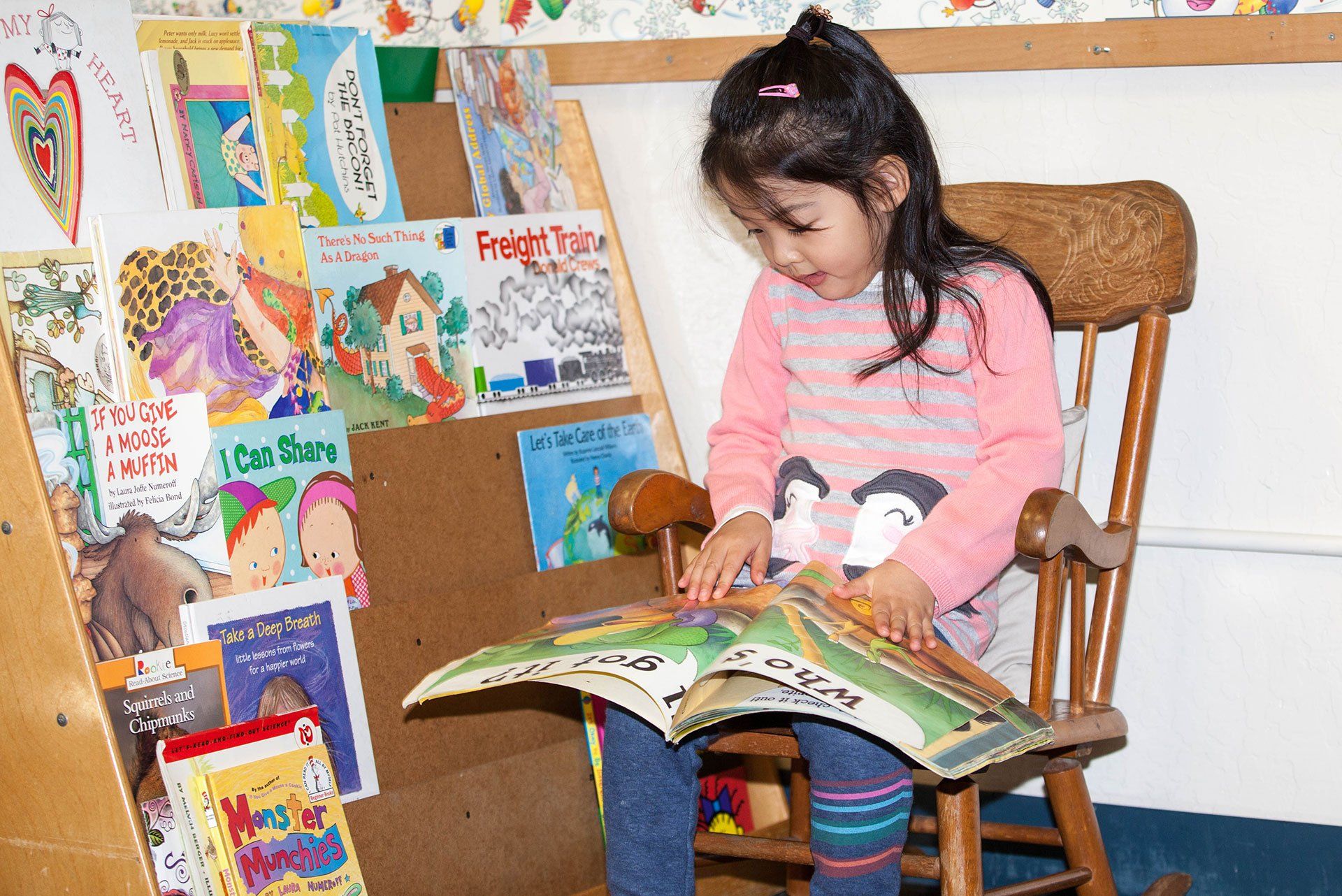 Primary student learning to read