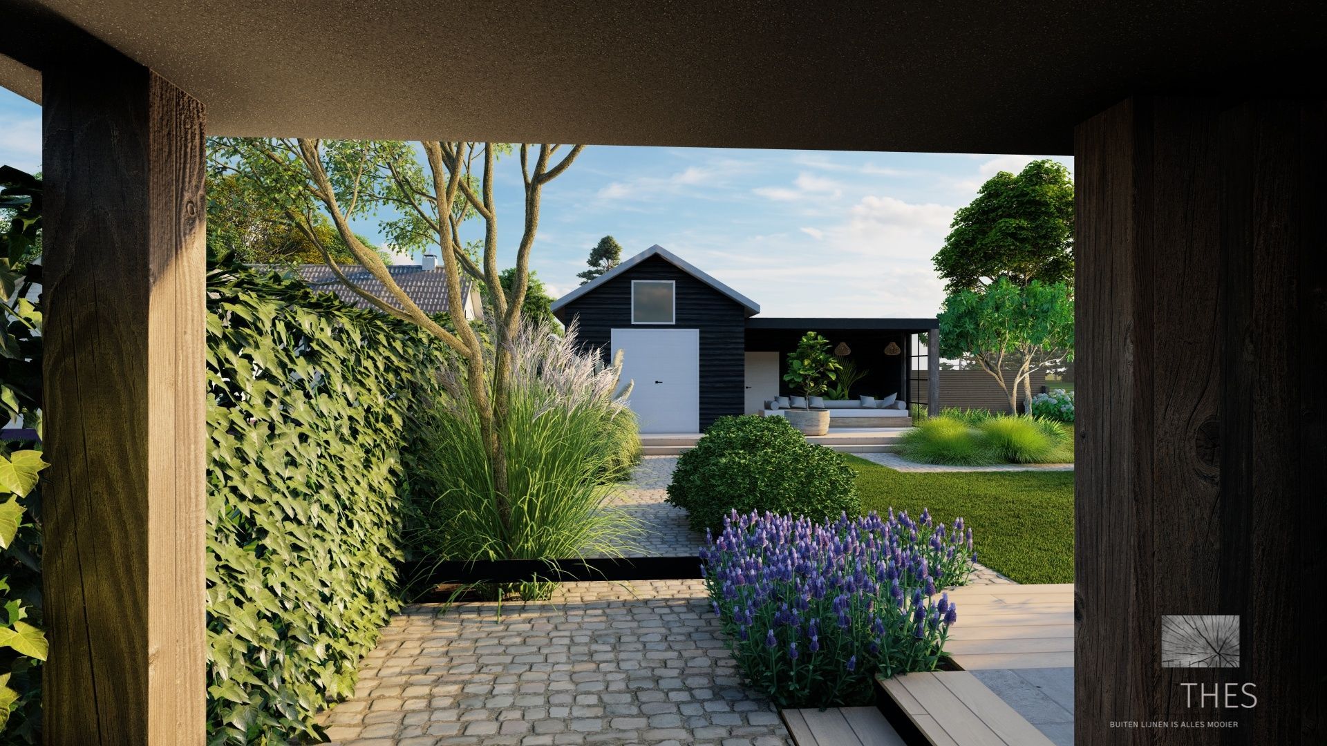 Uitzicht op een aangelegde tuin en een zwart gebouw door een houten kozijn.