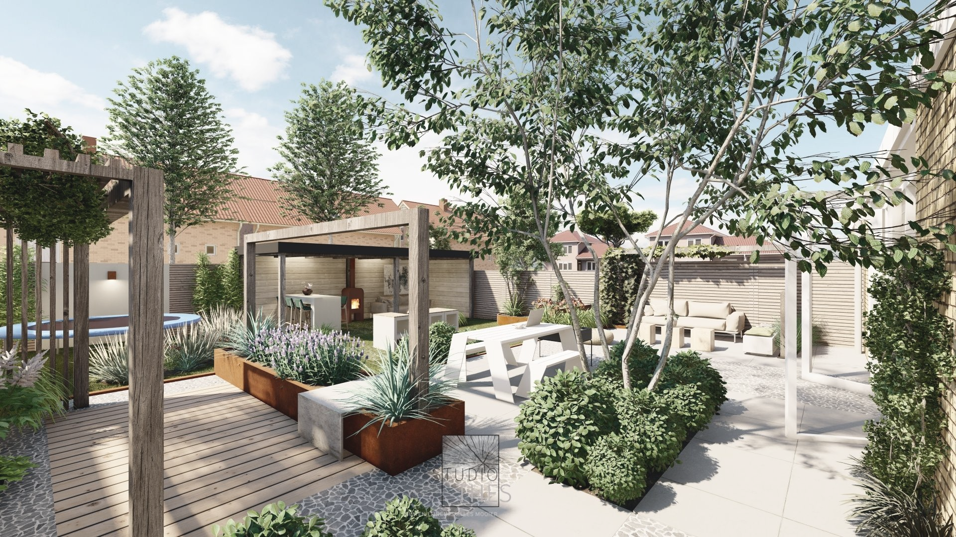 Buitenpatio met eethoek, pergola en tuin met bloemen en bomen.