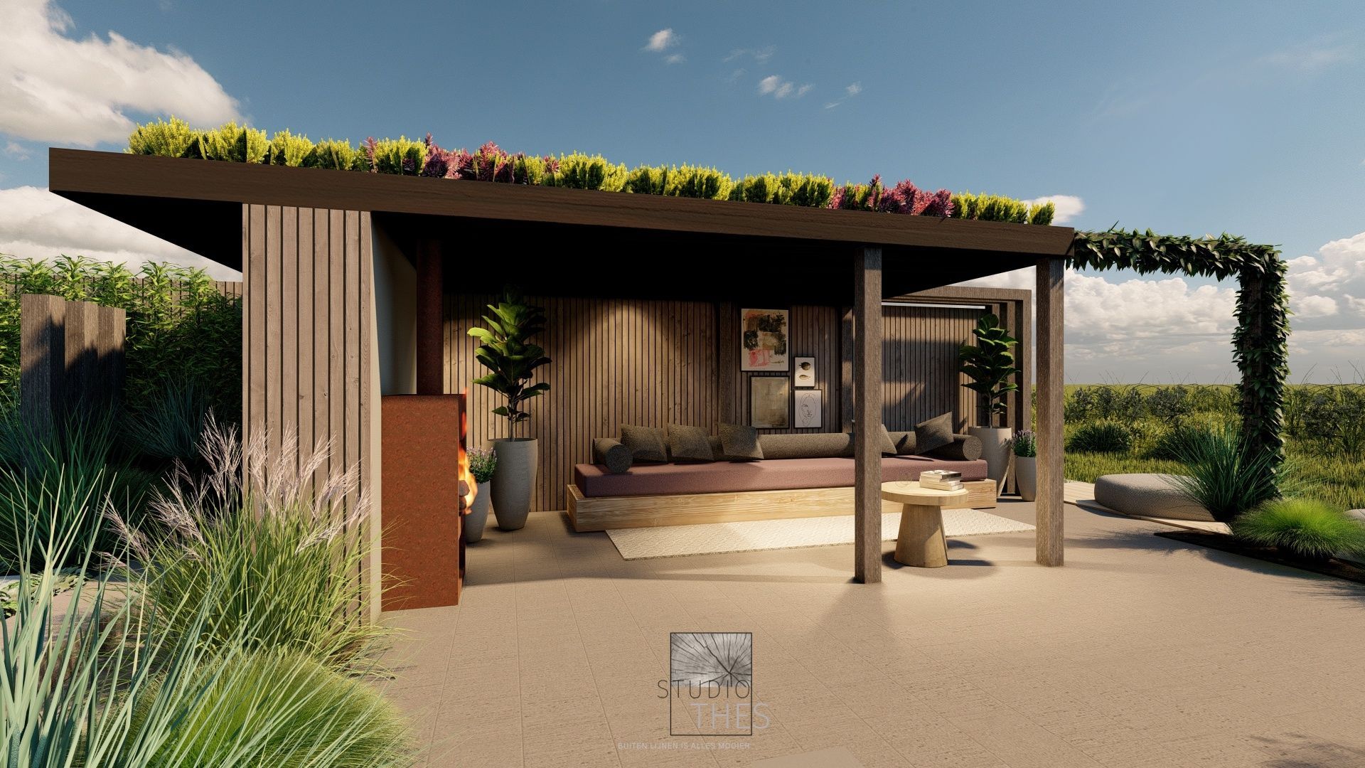 Buitenlounge met een groen dak, houten gevelbekleding en zitgedeelte.