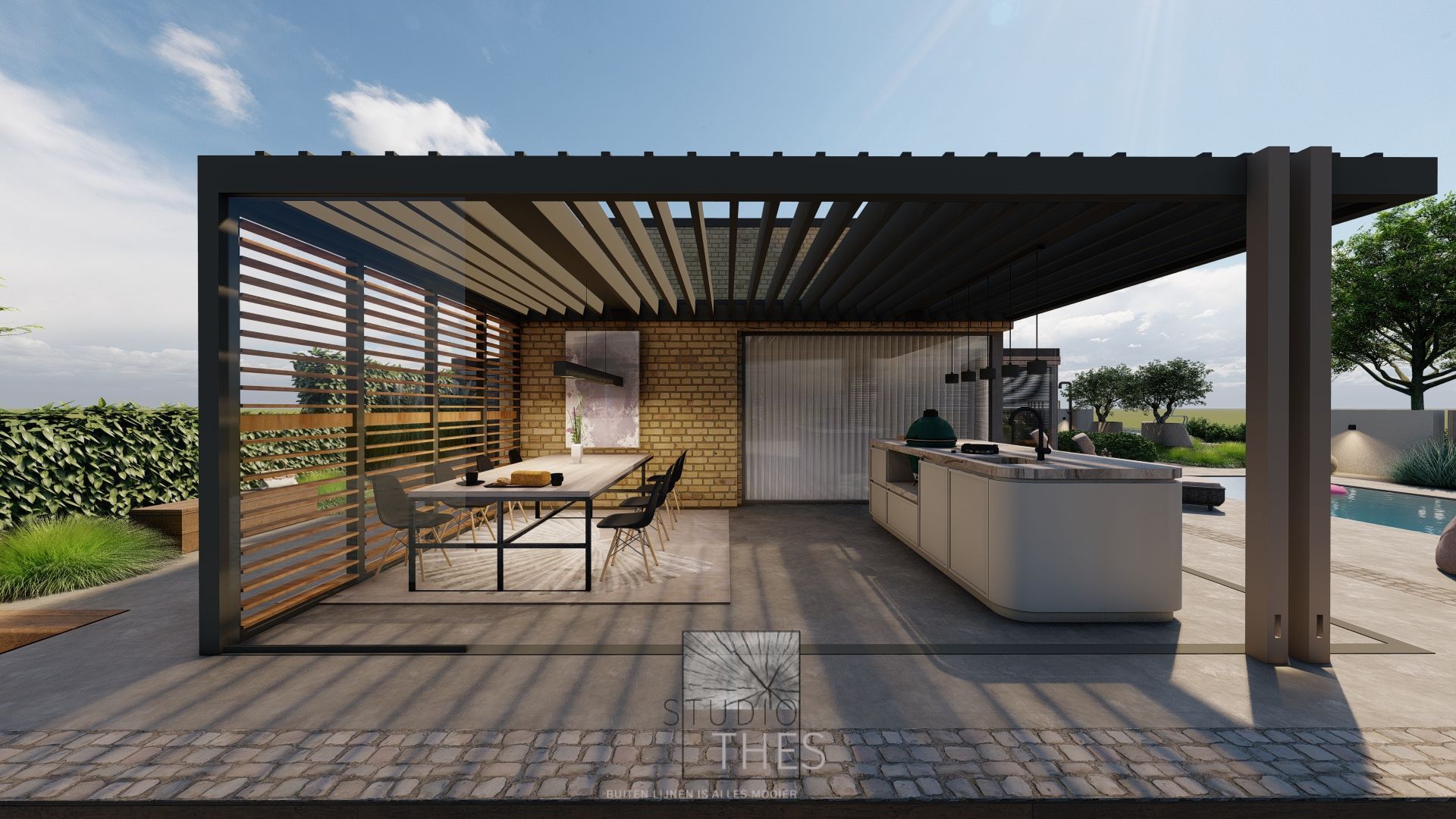 Buitenpatio met pergola, buitenkeuken, eethoek en zwembad in een zonnige omgeving.