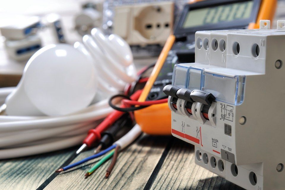 materiale elettrico
