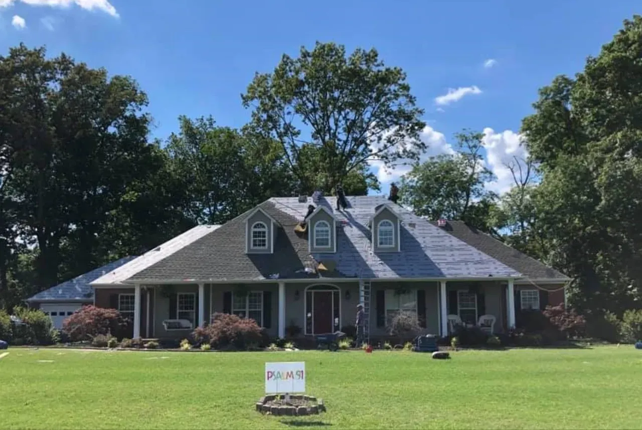 House With Shingle Roof — West TN — Mark’s Roofing Company