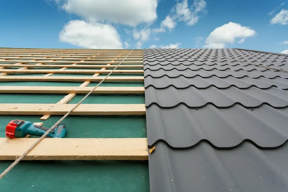 Installing Metal Roofs — West TN — Mark’s Roofing Company Installing Metal Roofs — West TN — Mark’s Roofing Company