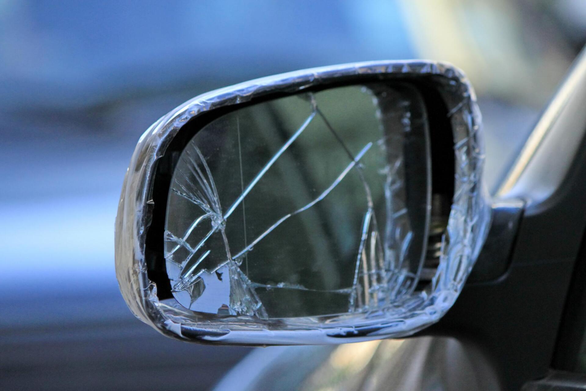 broken side window repair_ Cary, NC