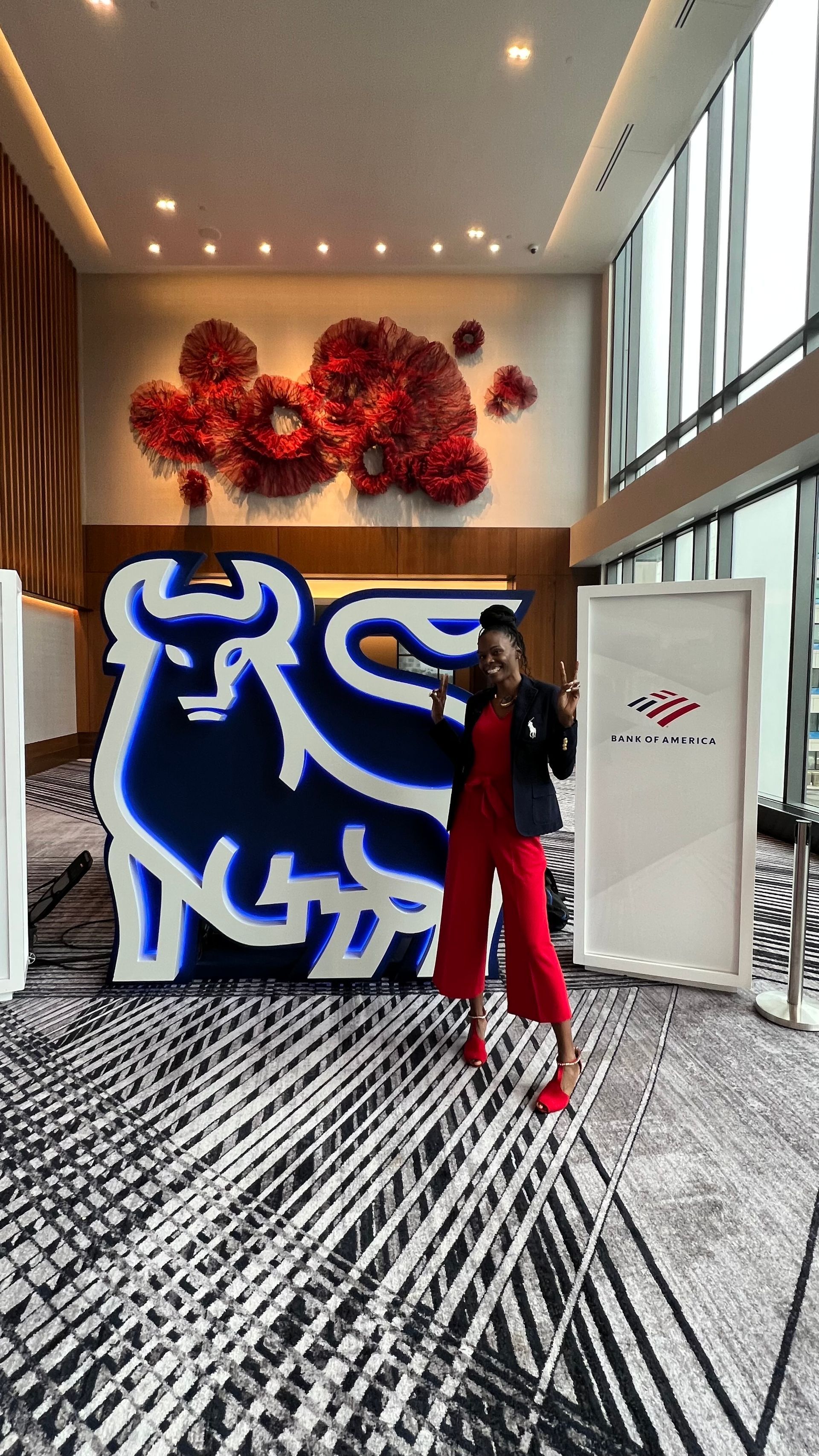 Chaunte Lowe, top female and woman resilient keynote speaker inspiring Merrill Lynch employees and clients