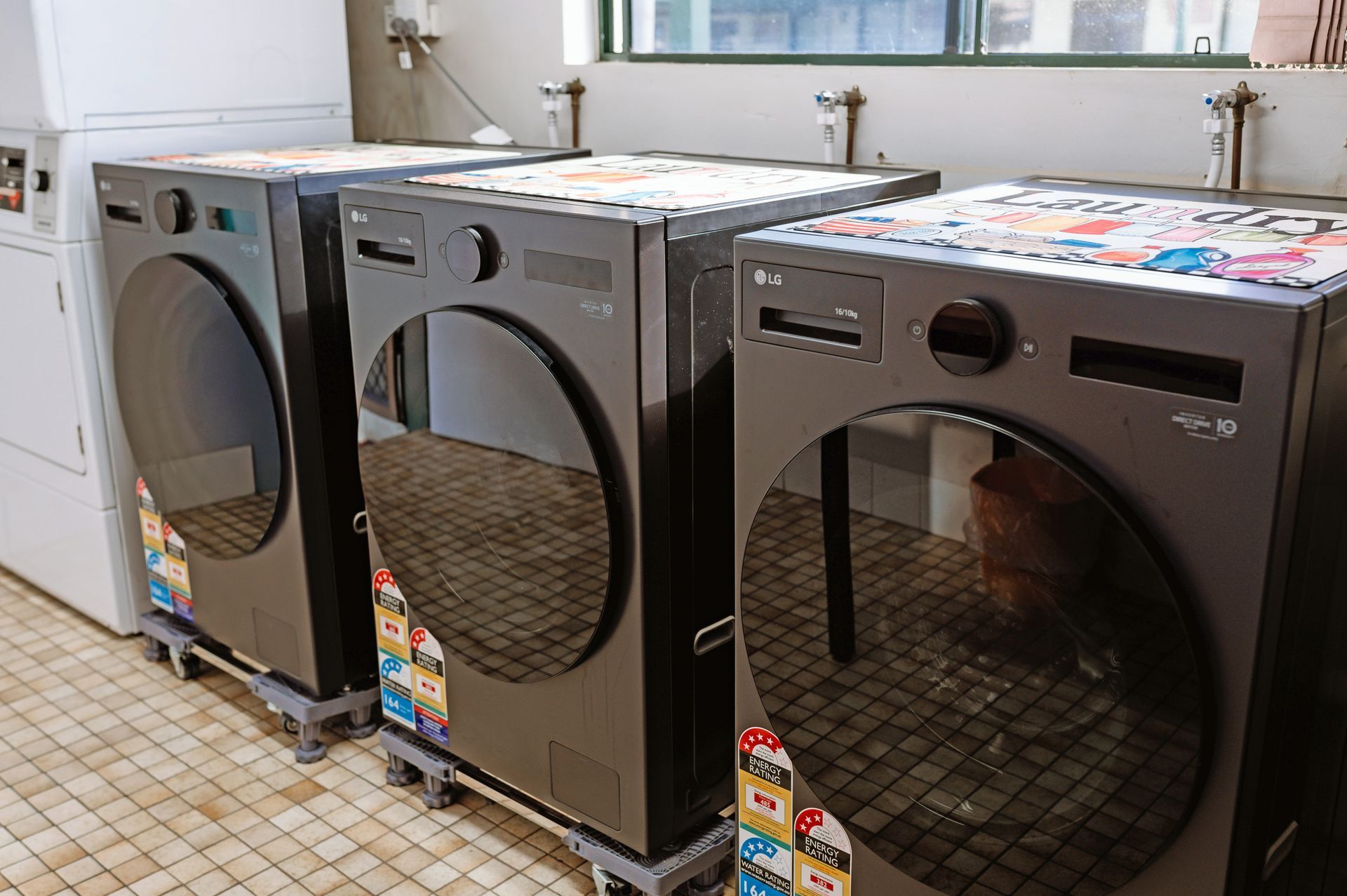 Laundry washers and dryers
