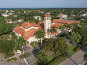 Architectural photograph of the exterior of First Presbyterian Church.