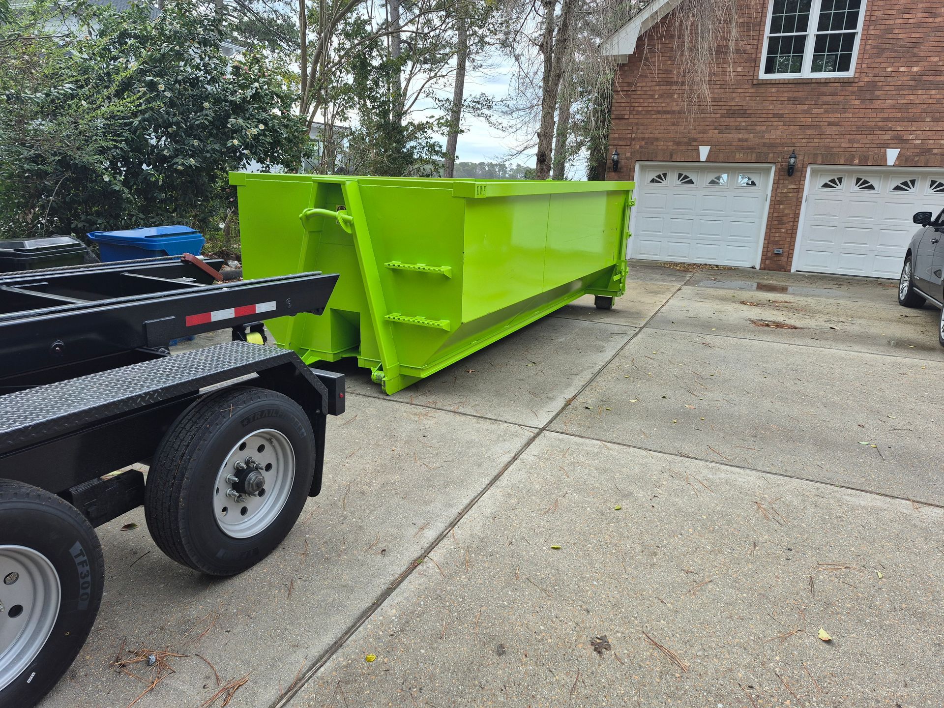 15 yard construction dumpster from D.E.M.M. Dumpsters