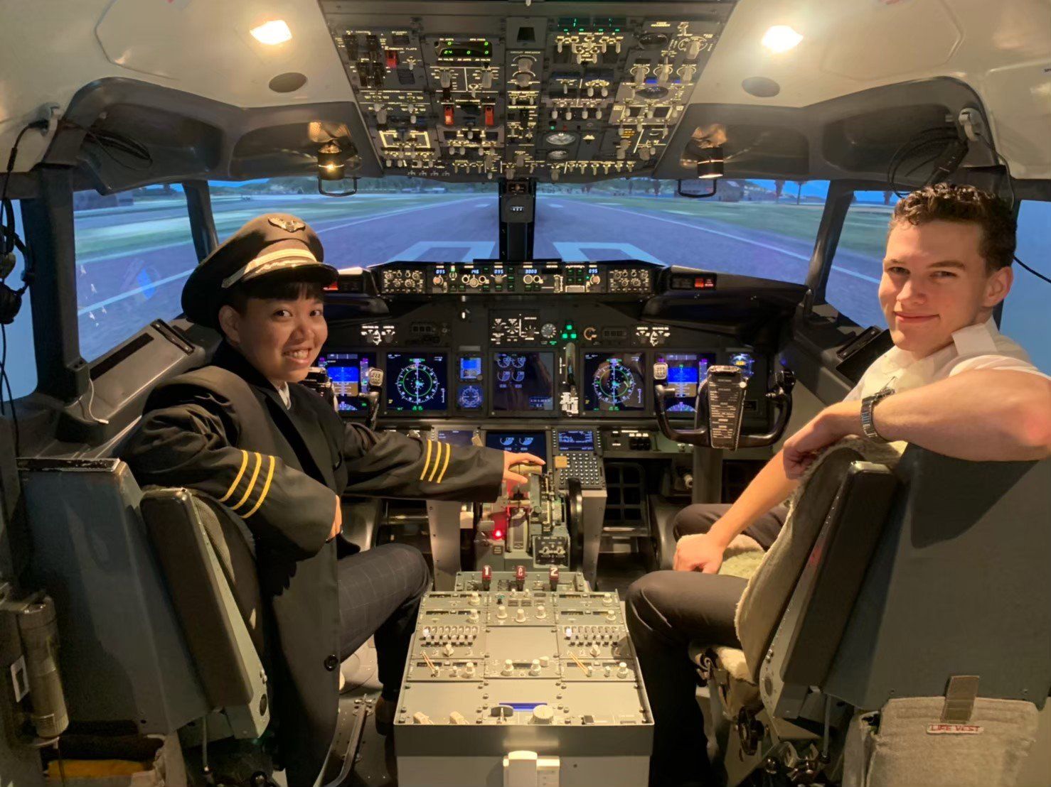 飛行機師、自訓機師、培訓機師、飛機修護、飛機維修、丙級飛機修護證照、乙級飛機修護證照、航空補習班、職訓課程、免費課程、空服、空姐、空少、空服怎麼考、空姐補習班、航空補習班、地勤、地勤怎麼考、地勤補習班