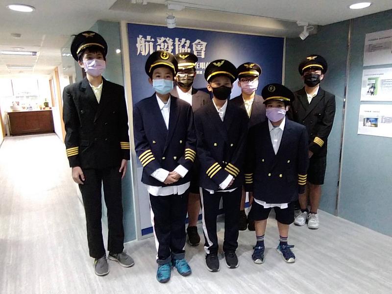 飛行機師、自訓機師、培訓機師、飛機修護、飛機維修、丙級飛機修護證照、乙級飛機修護證照、航空補習班、職訓課程、免費課程、空服、空姐、空少、空服怎麼考、空姐補習班、航空補習班、地勤、地勤怎麼考、地勤補習班