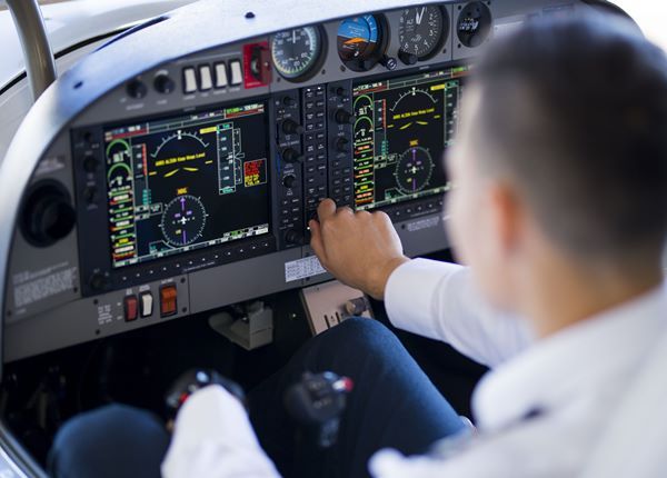 Airways Aviation 澳洲航空飛行學院、飛行學校、飛行機師、自訓機師
