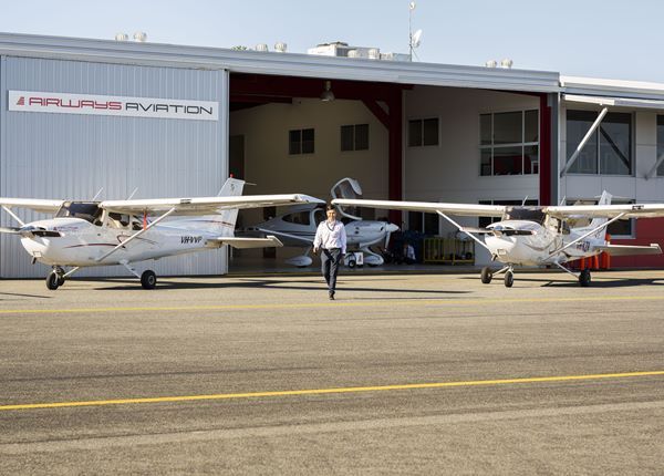 Airways Aviation 澳洲航空飛行學院、飛行學校、飛行機師、自訓機師