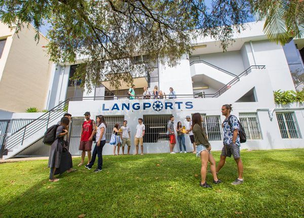 LANGPORTS 語言學校