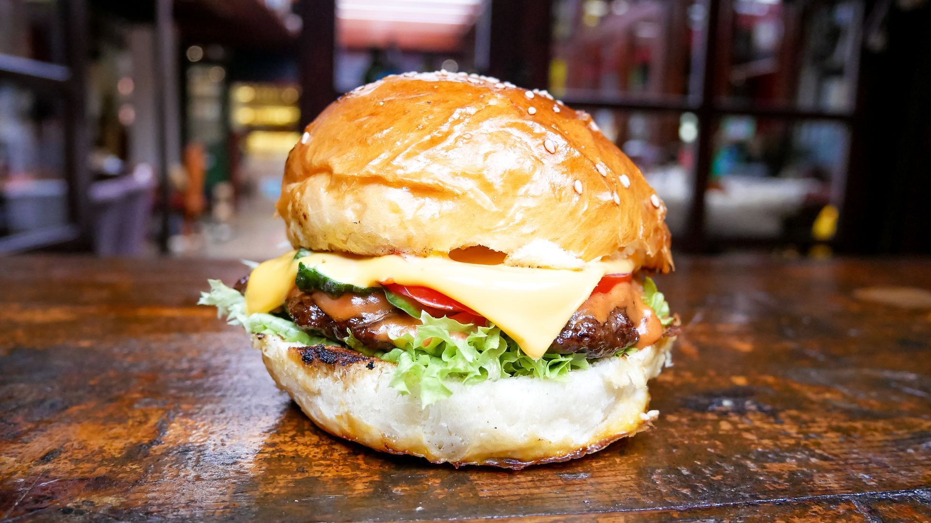 Burger klassisch mit Käse