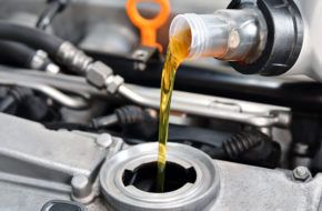 How Long Does an Oil Change Take?