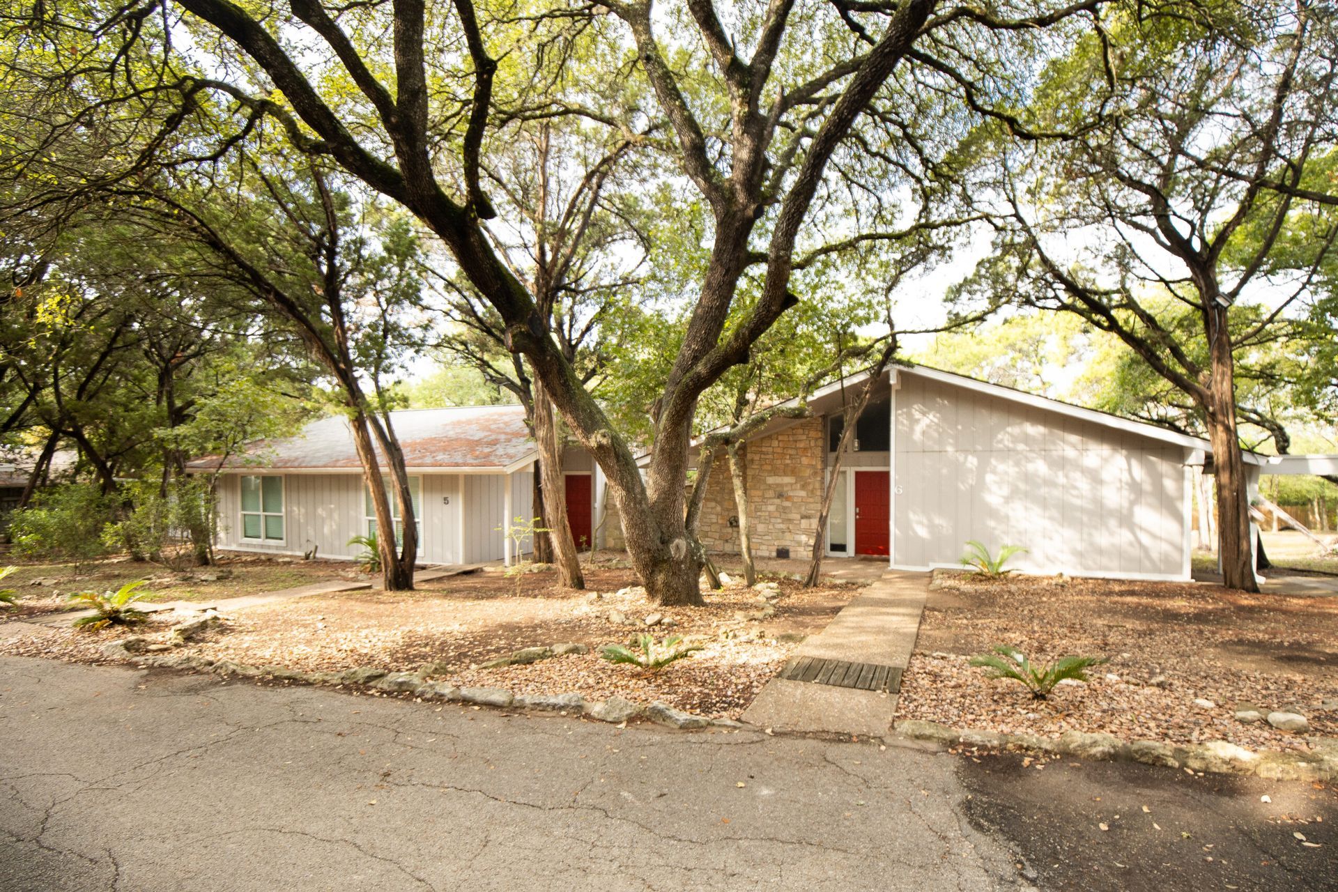 Red Bud Bungalows
