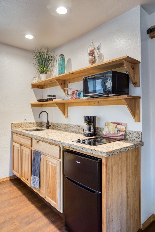 Cozy & Affordable Rooms Timber Lodge