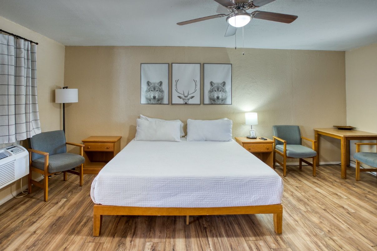 Cozy & Affordable Rooms Timber Lodge