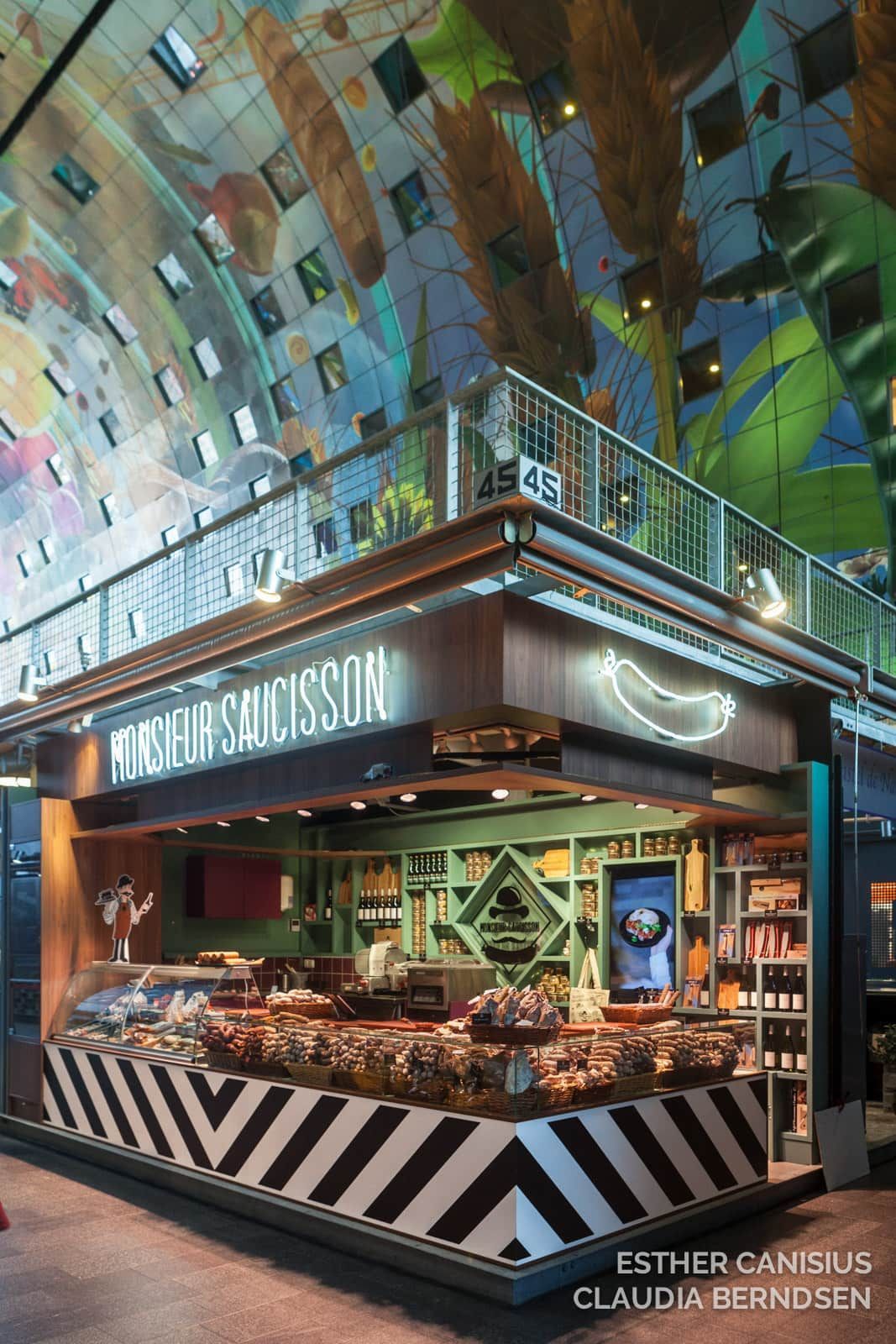 Storytelling in Kiosk in de markthal in Rotterdam