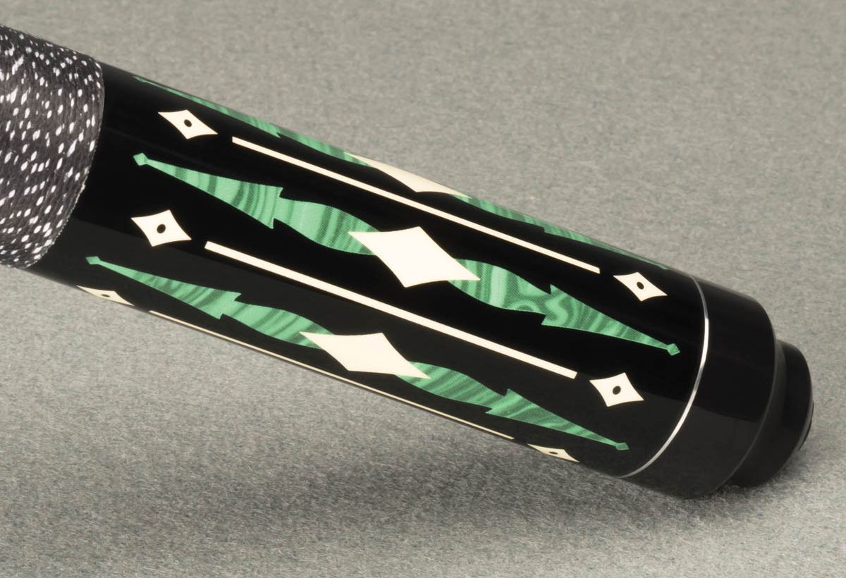 McDermott Lucky Cue L28