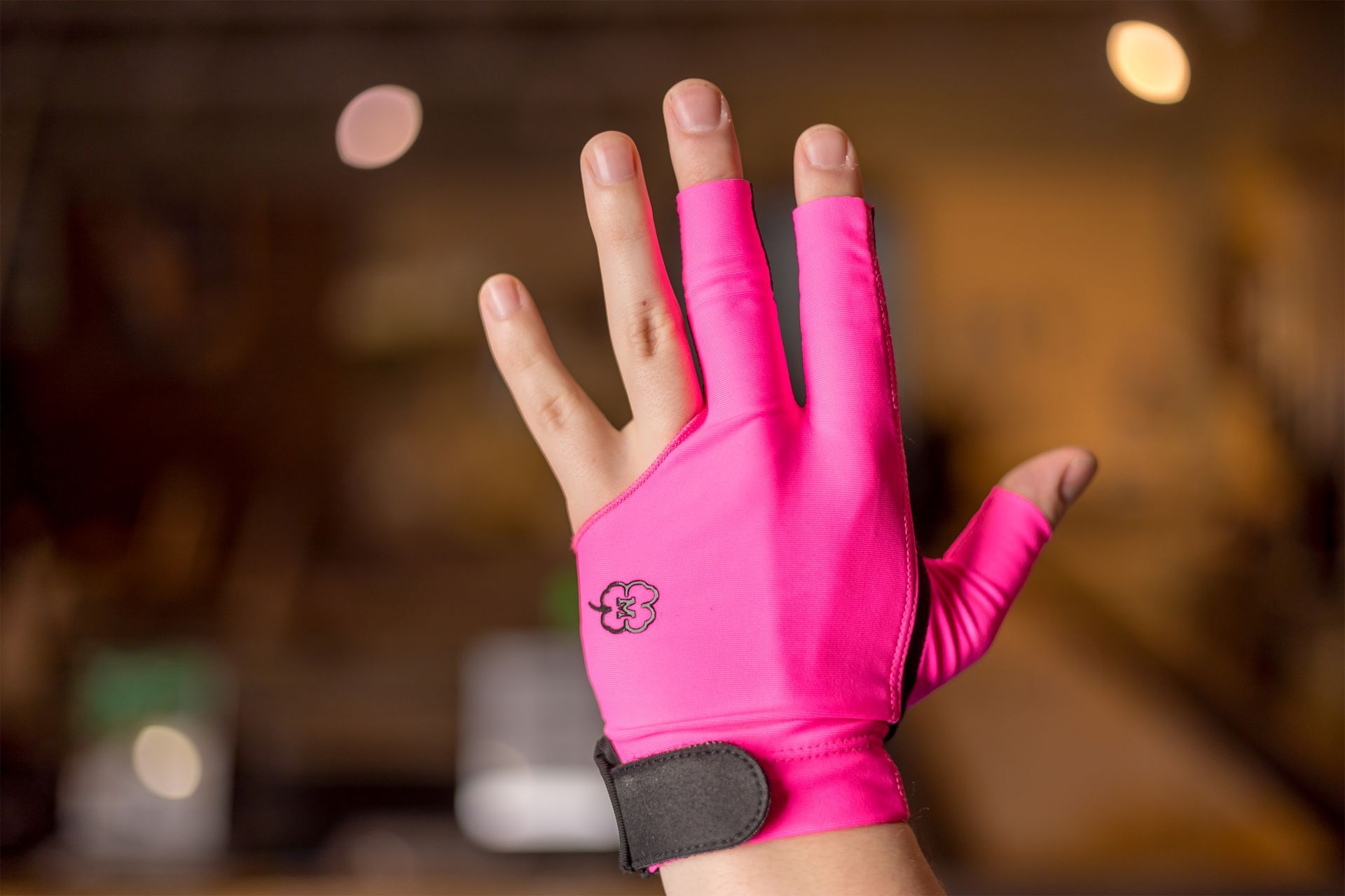 McDermott Pink Glove For Right Handed Players