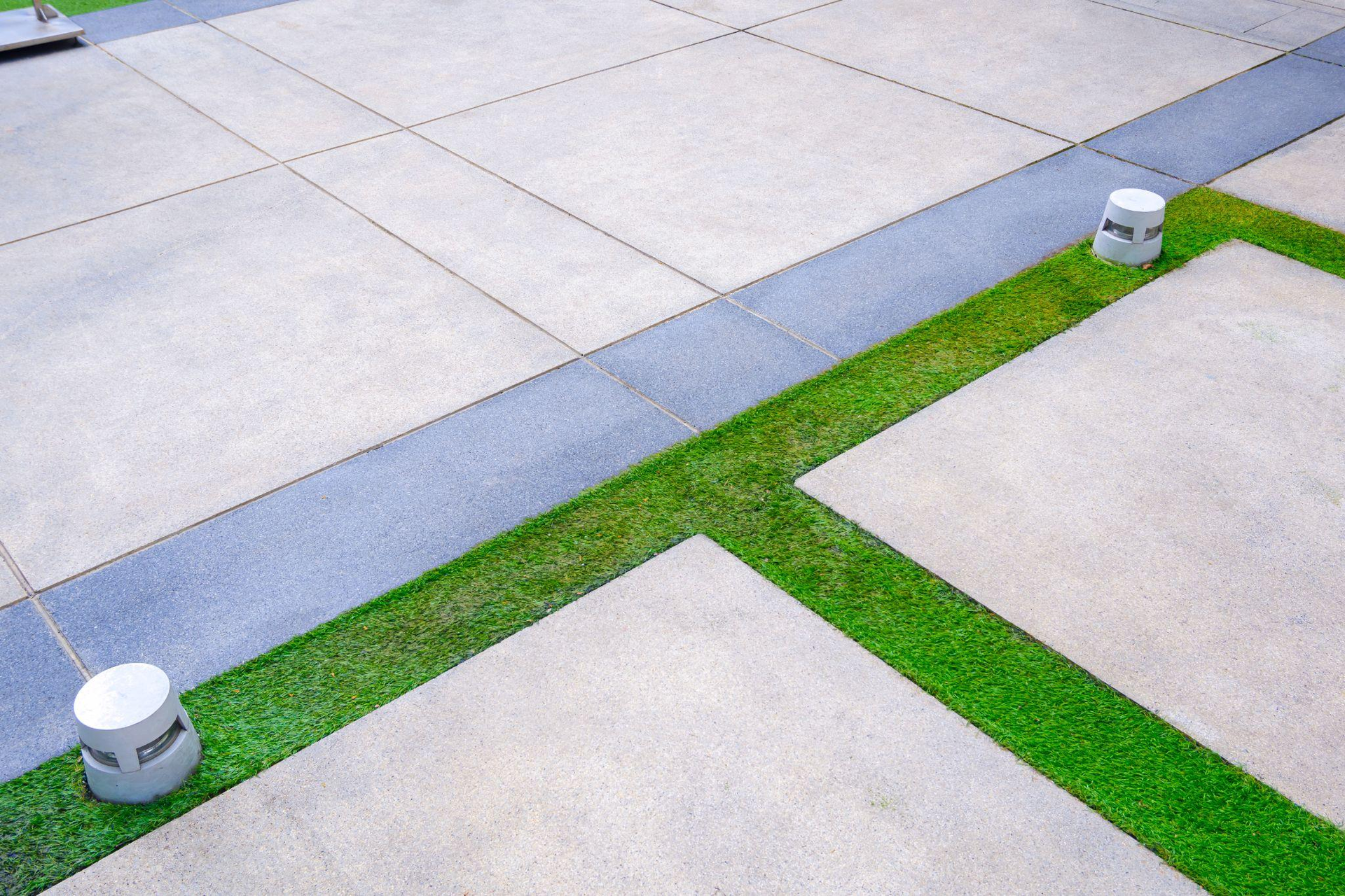 Concrete Walkways That Guide Guests and Handle Snow