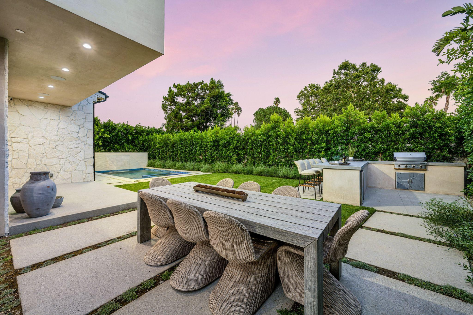 How Outdoor Living Services Transform Your Backyard Into a Retreat